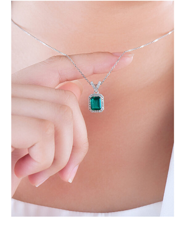 Baguette lab-grown emerald necklace (BZH01O) - Image 7