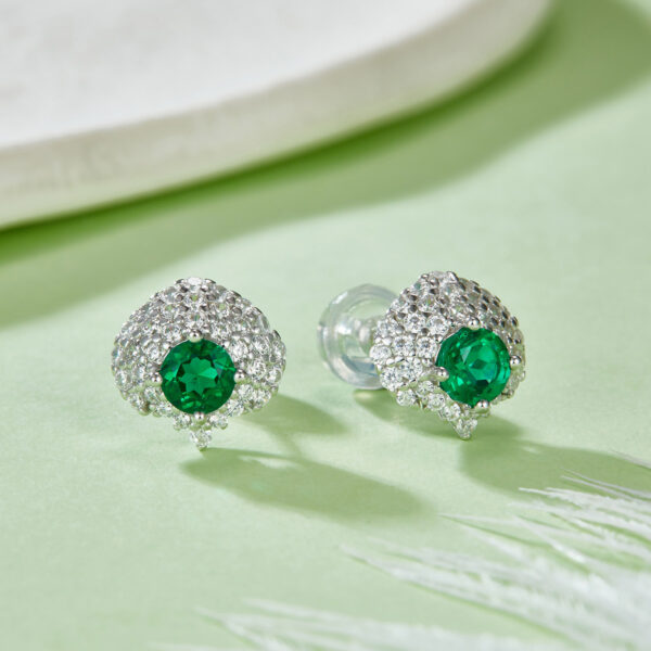 Round Bred Emerald S925 Silver Plated White Gold Earrings (BZH44S)