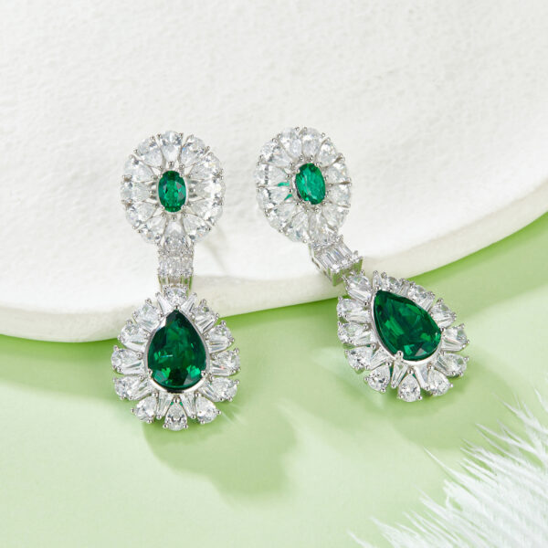 Pear-shaped lab-grown emerald S925 silver plated white gold earrings (BZH66S)