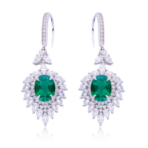 Egg-shaped high-carbon diamond and nurture emerald earrings (BZH26S) - Image 3