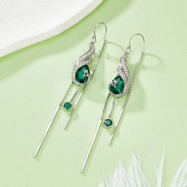 Pear-shaped lab-grown emerald S925 silver earrings (BZH80S)