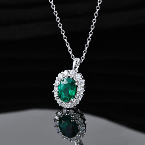 Egg-shaped lab-grown emerald necklace (BZH04O)