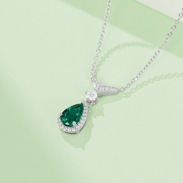 Pear-shaped lab-grown emerald necklace (BZH08O) - Image 3